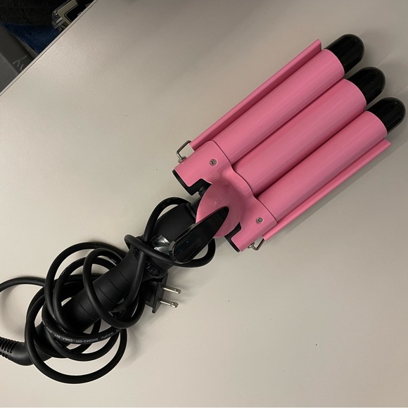 1” mermaid waver curling iron - Picture 1 of 8